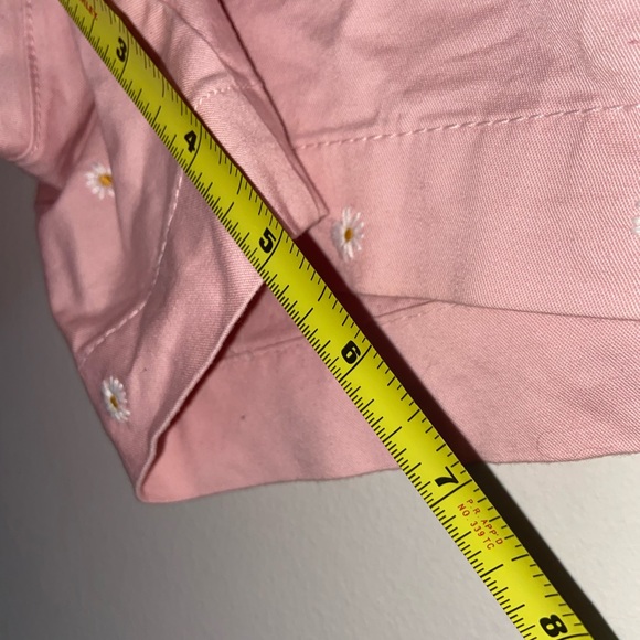 Old Navy Light Pink Daisy Embroidered Mid Rise Everyday Short Size 6 - Picture 12 of 12